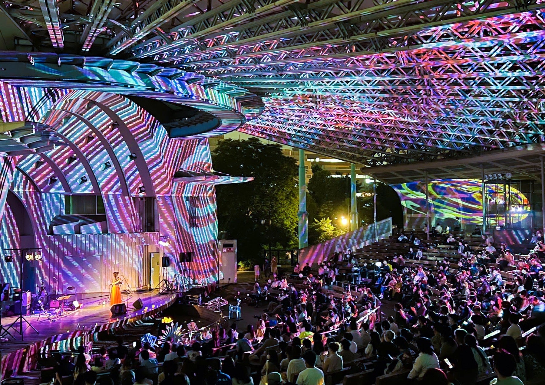 東京・上野不忍池の新たな名物フェス　規模拡大して今秋も開催のサブ画像3_360度のデジタル掛け軸は幻想的な光の世界