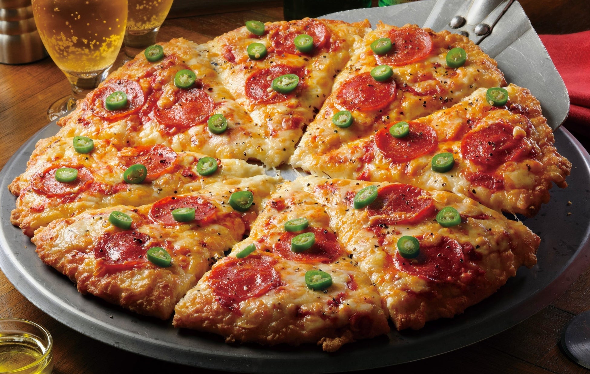 ピザーラ史上最も辛いピザ、登場！　激辛好きへの限界突破ピザ「ピザーラ セラーノペッパー」発売！のサブ画像2