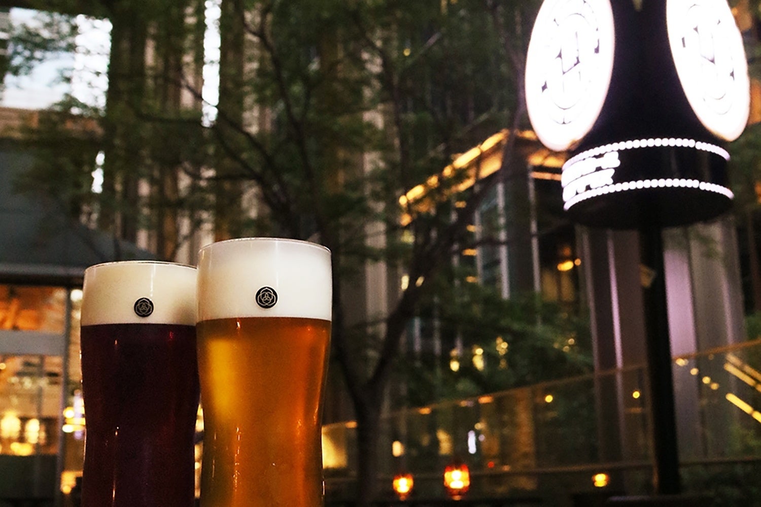 『月とビールとJAZZYな夜』を堪能する秋テラス。丸の内「東京ビアホール＆ビアテラス14」より、テラス限定・秋のプレミアムプランを9/11（月）よりスタートのサブ画像4